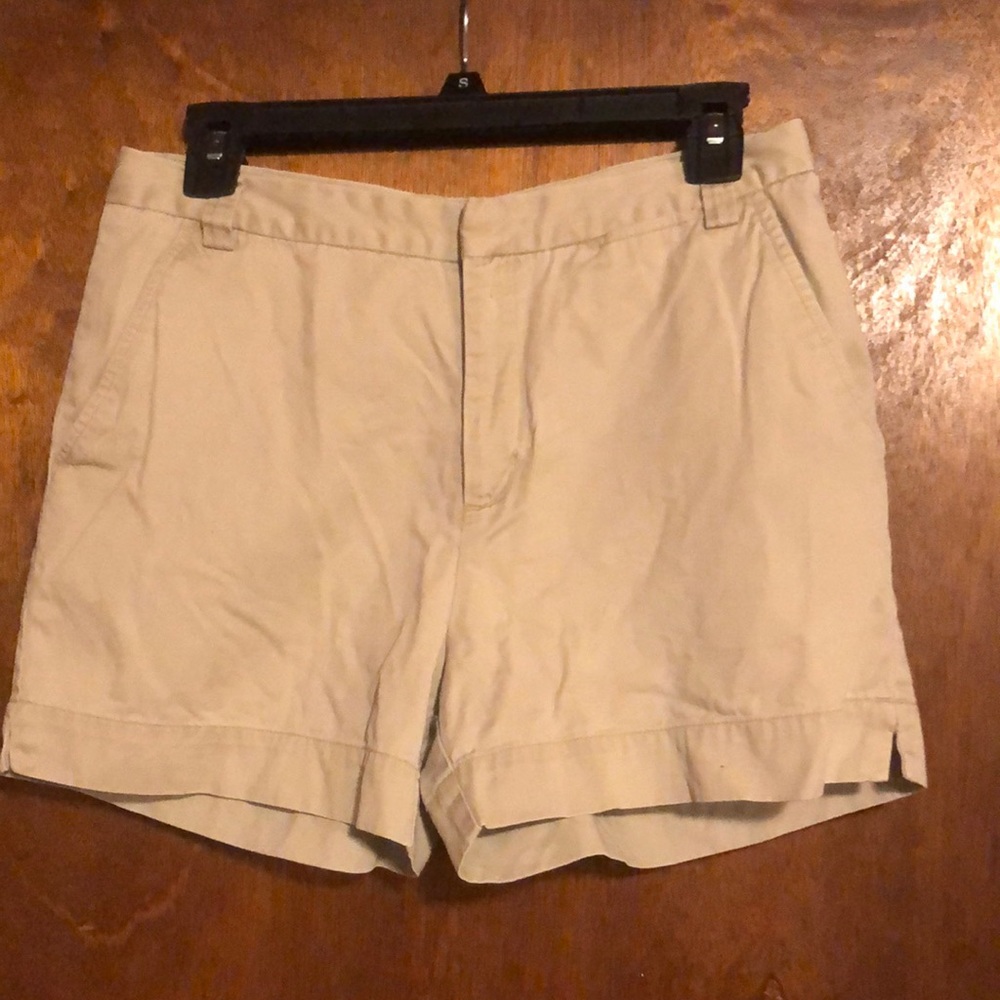 Old Navy sz 6 khaki shorts